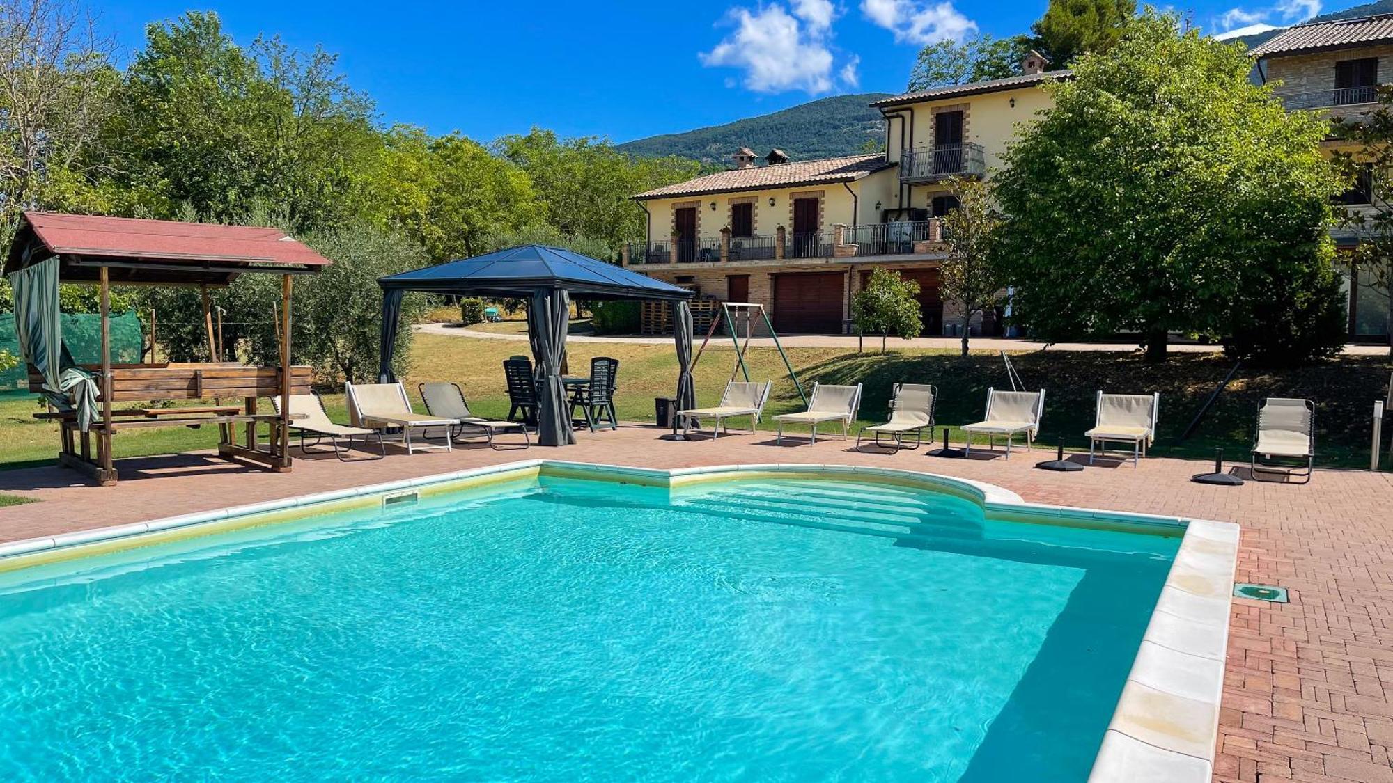 La Sorgente Del Subasio Apartments อัสซิซี ภายนอก รูปภาพ